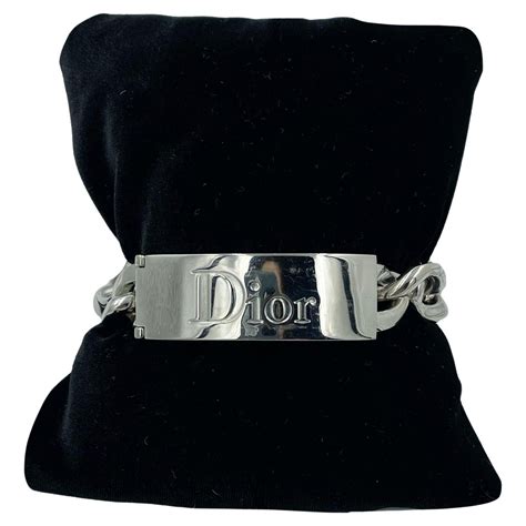 dior bracelet lip gloss